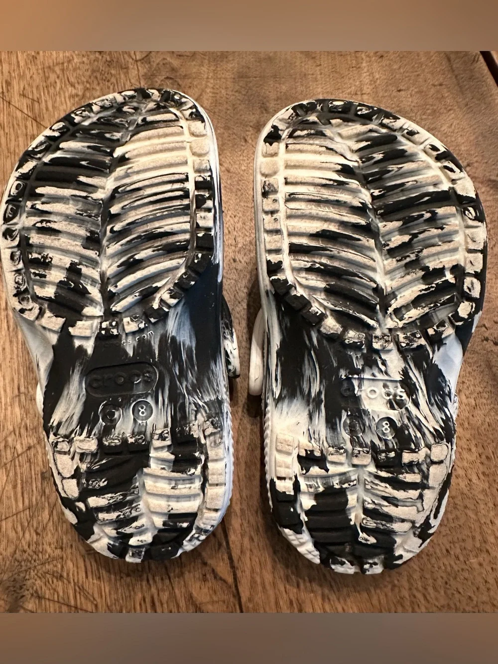 GUC CROCS Kids Black & White Marble Pattern Size C8.